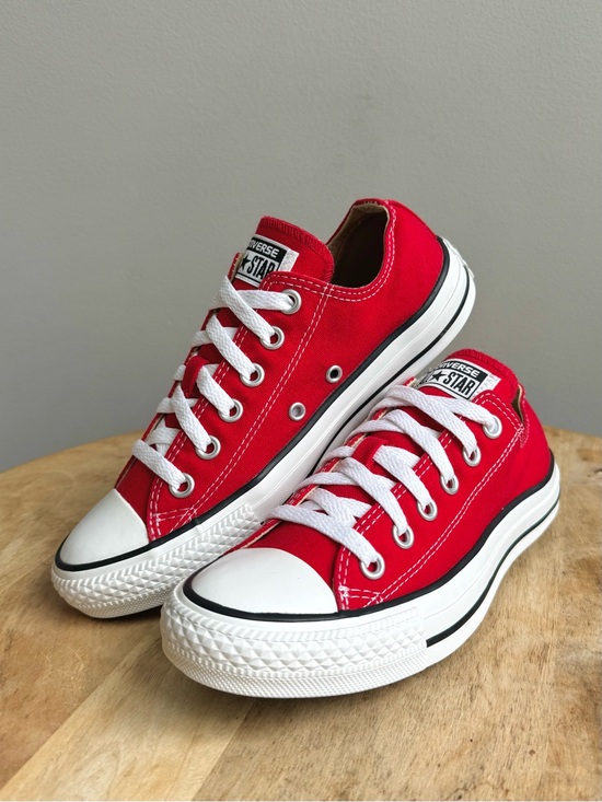 Converse Shoes - Converse All Star Red Low Top Women’s Size 7 Lace Up Canvas Shoes Sneakers